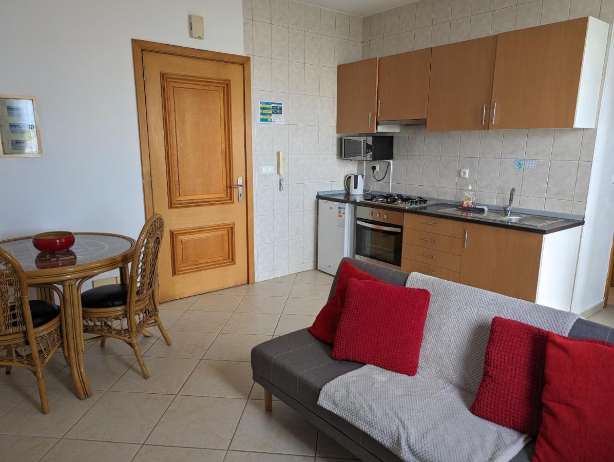 Vila Cabral 1 Bed Apt - Wi-Fi & Air Con Included Sal Rei Bagian luar foto
