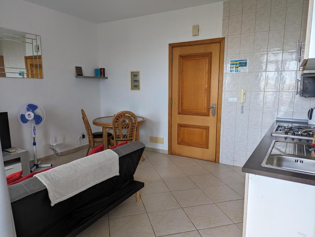 Vila Cabral 1 Bed Apt - Wi-Fi & Air Con Included Sal Rei Bagian luar foto