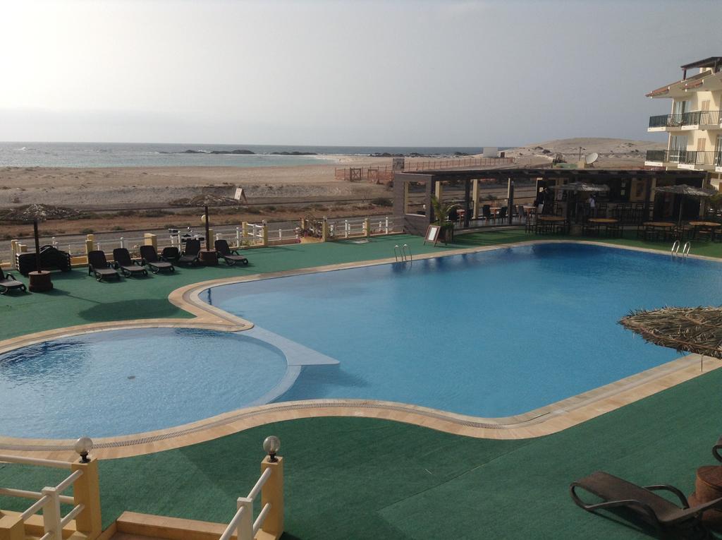 Vila Cabral 1 Bed Apt - Wi-Fi & Air Con Included Sal Rei Bagian luar foto