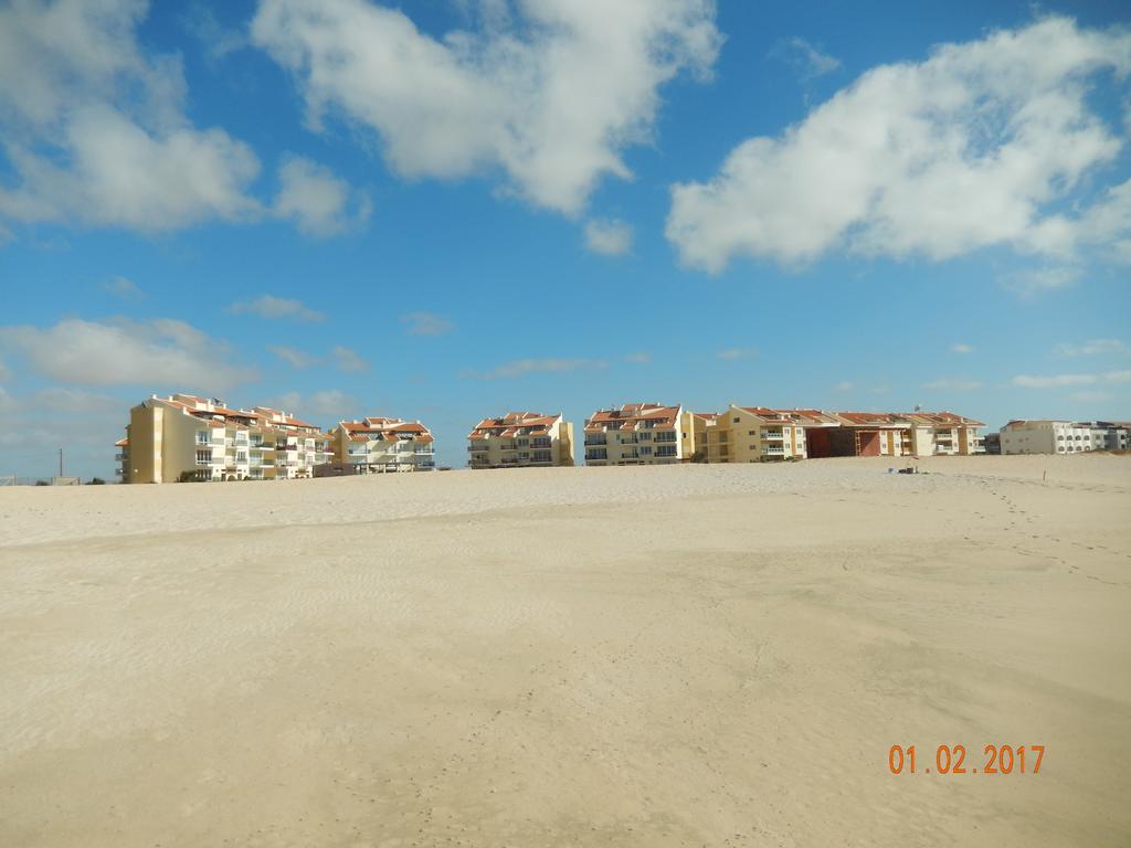 Vila Cabral 1 Bed Apt - Wi-Fi & Air Con Included Sal Rei Bagian luar foto